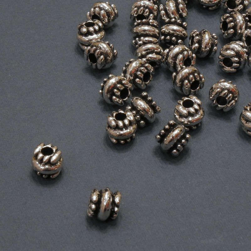 Findings bead inserts inner, diameters 2.2 mm +/- and 6.5x6 mm +/-, silver-colored metal, packaging 20 g, 32 pcs (+/-)