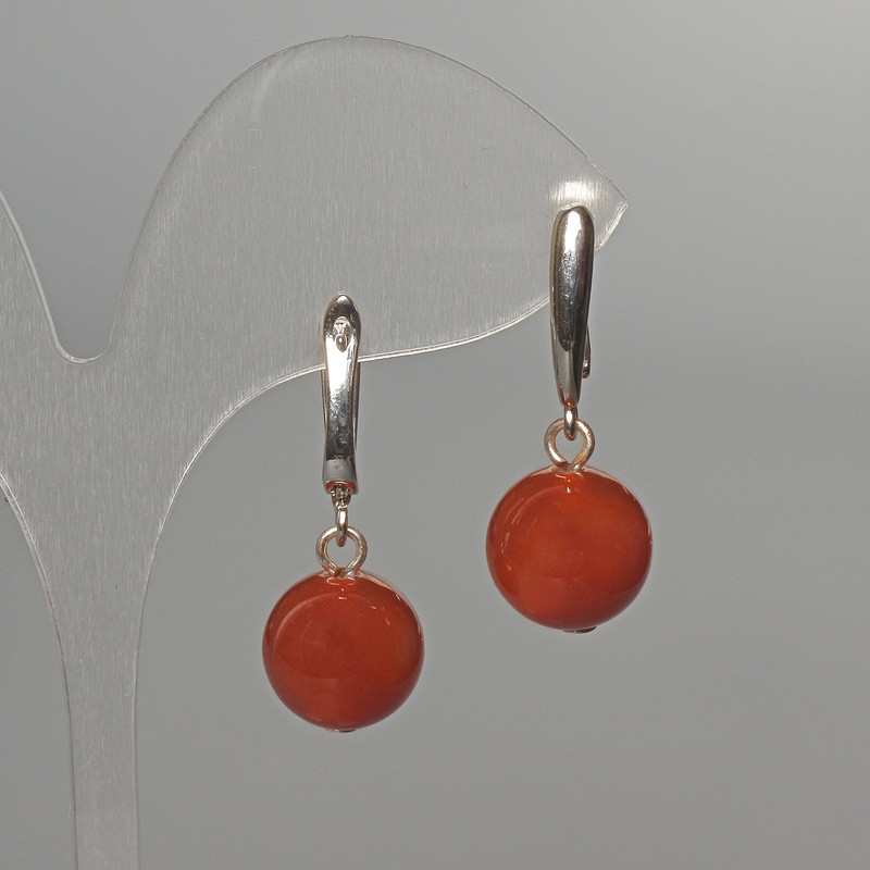 Carnelian natural stone smooth bead, diameter 12.5 mm, length 32 mm, English clasp