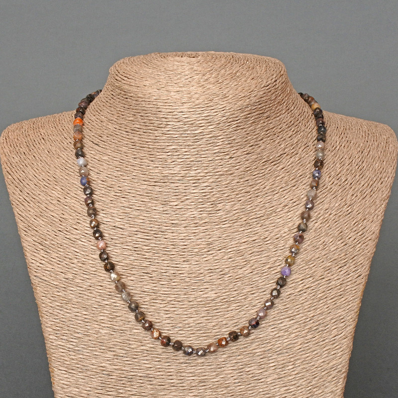 Sapphire Necklace with natural stone faceted cube beads, 4 mm diameter ±, 51 cm length ±