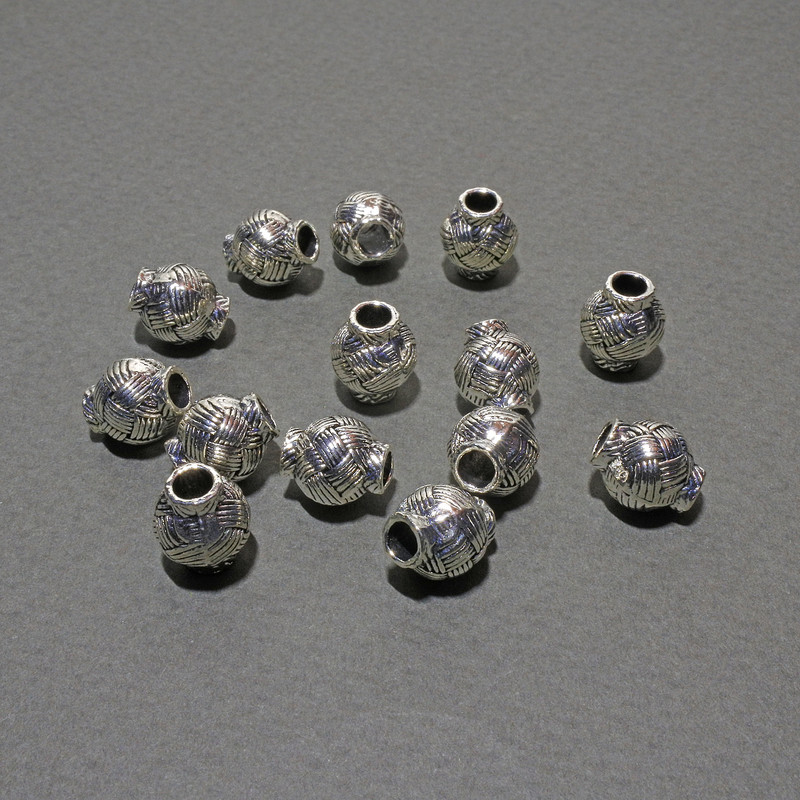 Bead insert finding, 8×9 mm diameter, hole diameter ≈ 3 mm, packaging 14 pcs, ~20 g