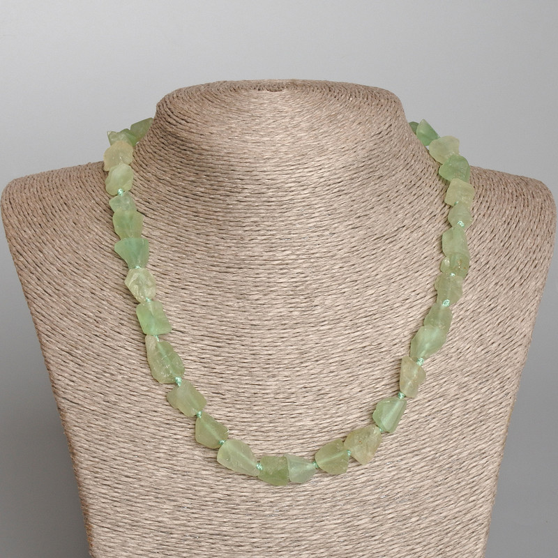 Necklace of untreated nephrite natural stone, 10×13 mm beads, length about 47 cm