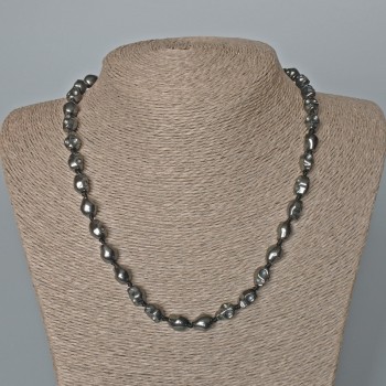 Hematite Skull Necklace, diameter 8×10×7.5 mm, 5 mm ±, length 48 cm