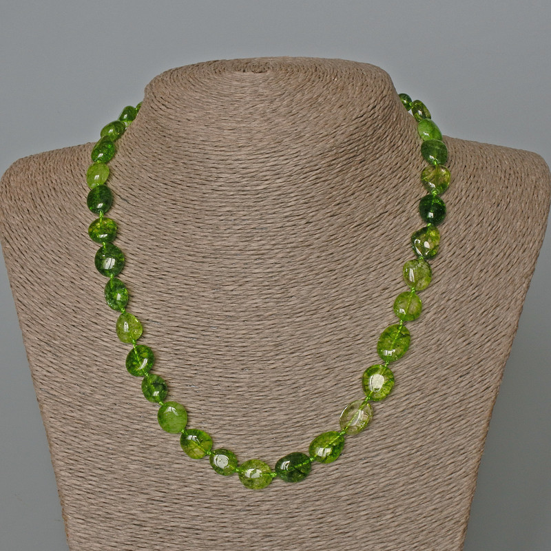 Green Crystal Necklace (Toned to Chrome Diopside) Faceted Beads, diameter 10x12 mm ±, length 49 cm ±