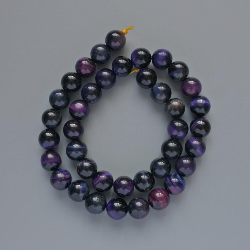 Multicolored Cat's Eye Beads, Natural Stone, Smooth Round Beads, 10 mm Diameter, 39 cm Length on Thread