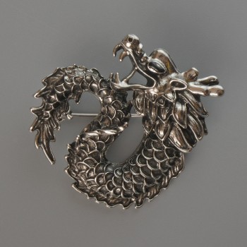 Dragon brooch-pendant in silver metal 42×42 mm