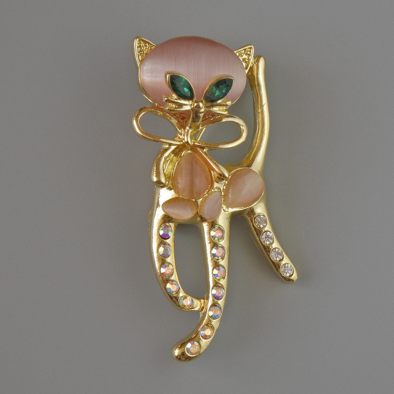 Kitty Brooch-Pendant with Pink Cat's Eye, Green Crystals, Pink and White Rhinestones, Gold-Tone Metal 25x55 mm