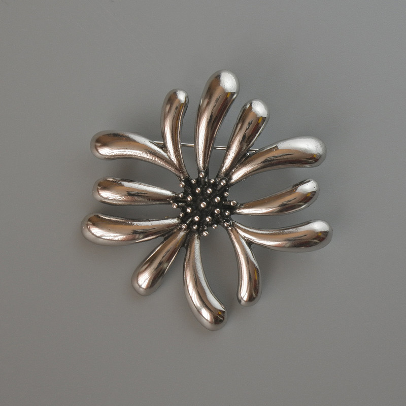 Flower Brooch Pendant in Silver Metal 49x50mm