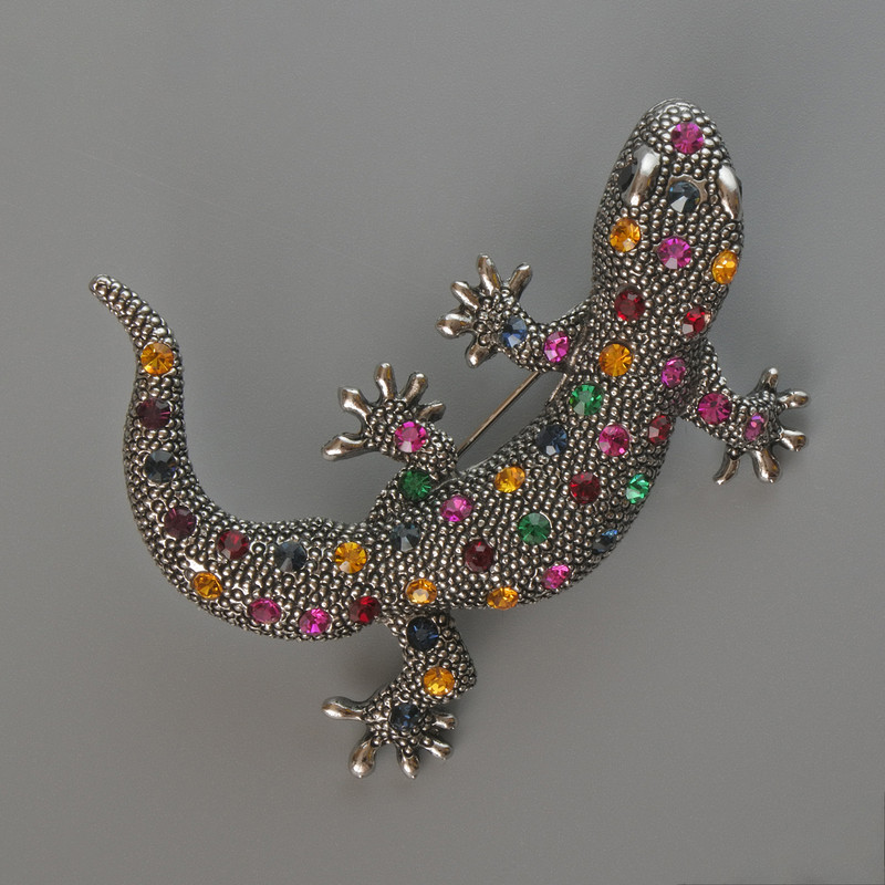 Gecko brooch pendant with multicolored crystals, silver metal 54×46 mm