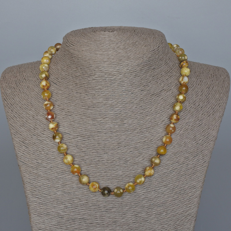 Yellow Agate Necklace with Smooth Beads, 8 mm Diameter, 48 cm Length