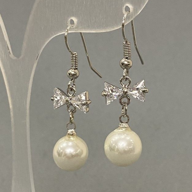 Earrings with White Crystal and Bead, 10 mm diameter, 36 mm length, Rhodium Plating
