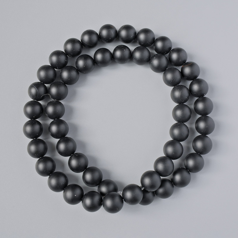 Shungite beads (imitation), smooth spheres, 8 mm diameter, 39 cm length on thread