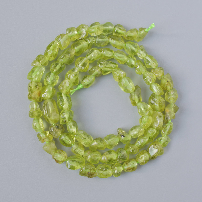 Chrysoprase beads, natural stone, faceted oval, 5x6mm, length 41 cm on thread