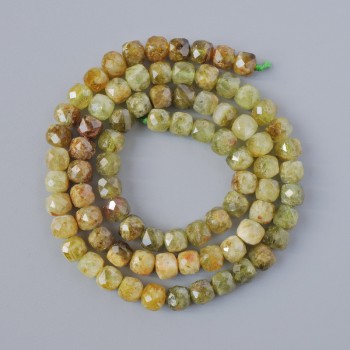 Grossular beads (green garnet) natural cube-shaped faceted gemstone, diameter 6mm±, length 38cm± on thread