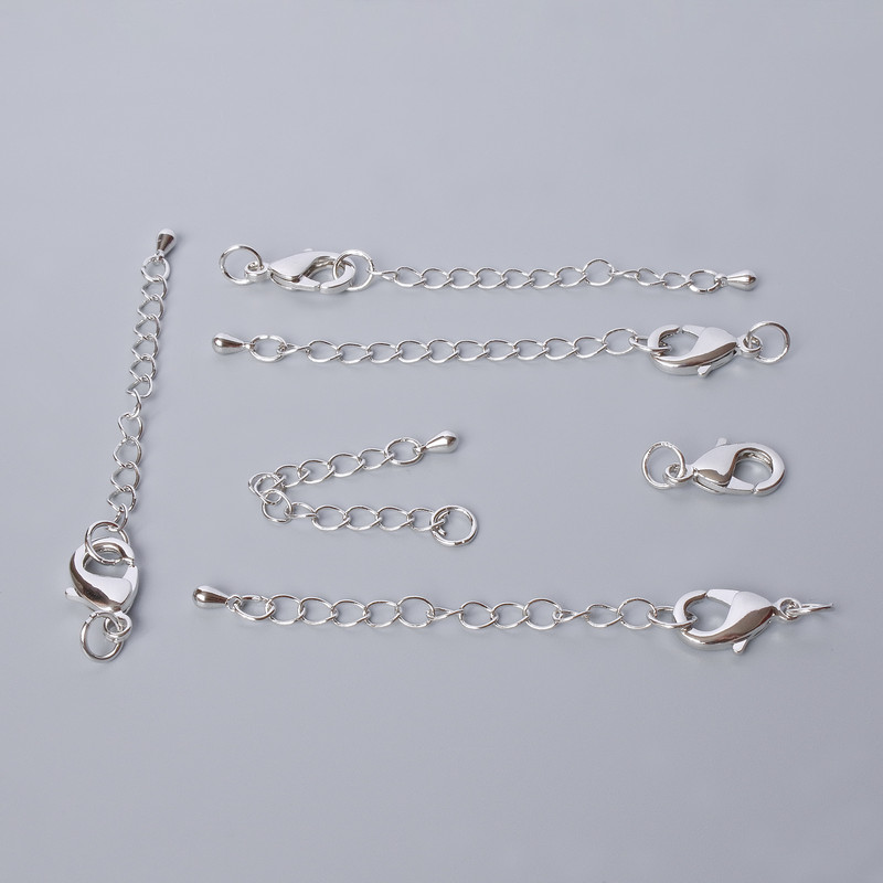 Carabiner clasp with extension chain, diameter 15×8 mm, length 5.5 cm, silver-colored metal, 1 pc