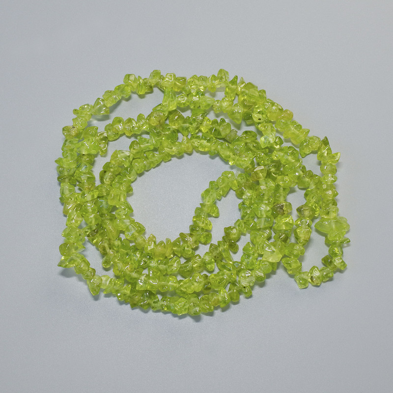 Chrysoprase Beads, Natural Stone Chips, Diameter 6×4 mm, Length 80 cm on Thread
