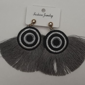 Stud earrings Kytytsi, gray color, length 8 cm, metal color gold