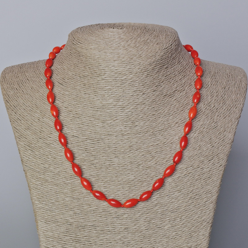 Natural Coral Bead Necklace, bead size 6×11 mm, length 45–49 cm