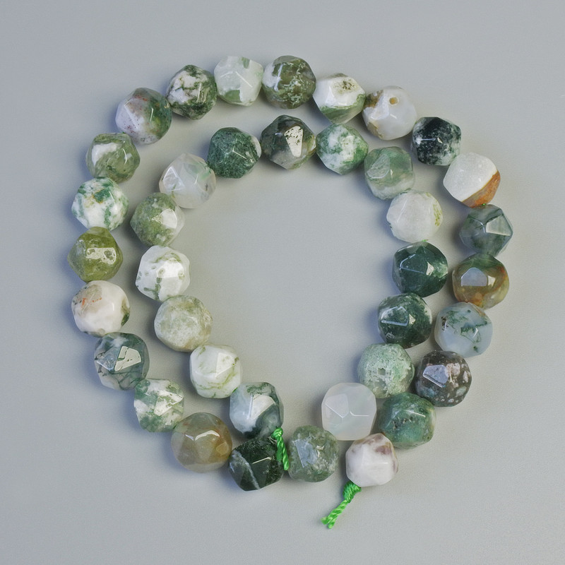 Moss Agate Beads, natural stone, faceted, 9x10 mm diameter, 37 cm length on thread