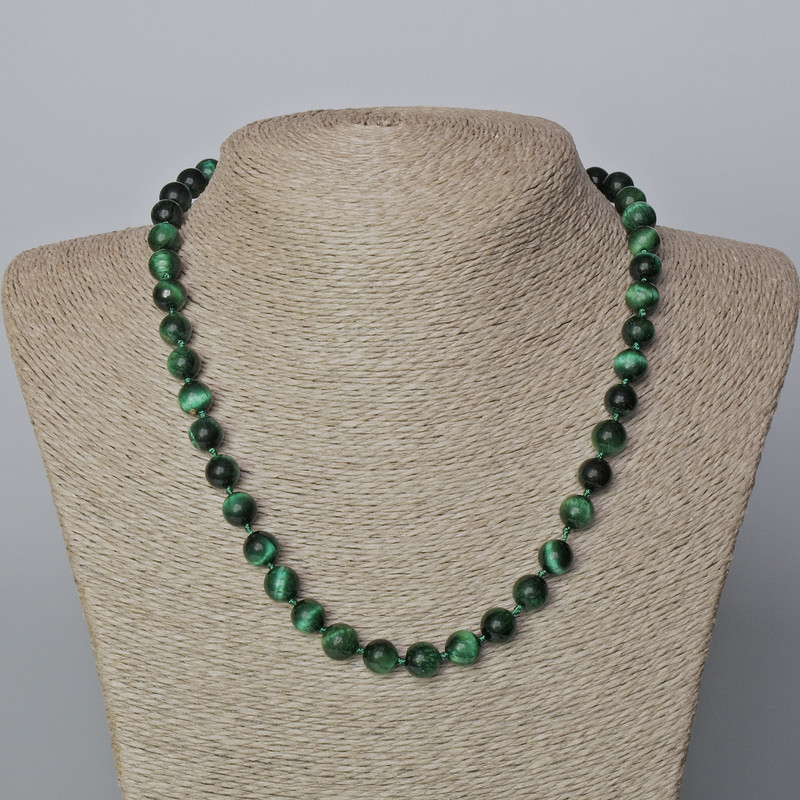 Green Cat's Eye Necklace, natural stone, smooth beads, diameter 8.5 mm, length 45-48 cm