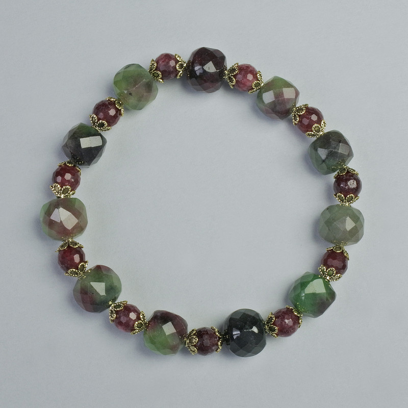 Bracelet with Rubellite Tourmaline and Zoisite, bead diameter 6mm–9mm ± (stretch), length 18cm ± with metal inserts