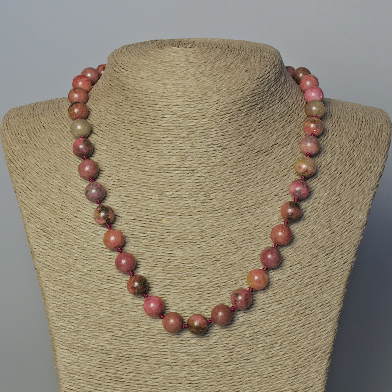 Rhodonite Necklace with natural stone, smooth beads, 10 mm diameter, length 45-49 cm