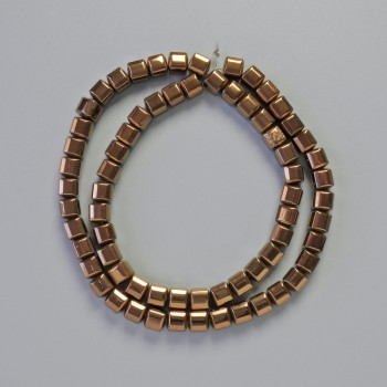 Hematite beads copper-colored cubes, diameter 6x6mm±, length 41cm±, strand