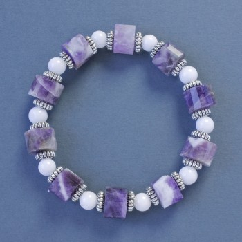 Hexagonal Amethyst Bracelet, 10x7 mm diameter +/- and White Agate, 6 mm diameter +/-, length 18 cm +/- stretch