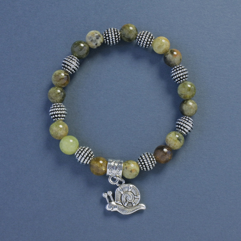 Green Grossular Garnet Bead Bracelet, 8 mm diameter, 18 cm length, Elastic with Snail Pendant