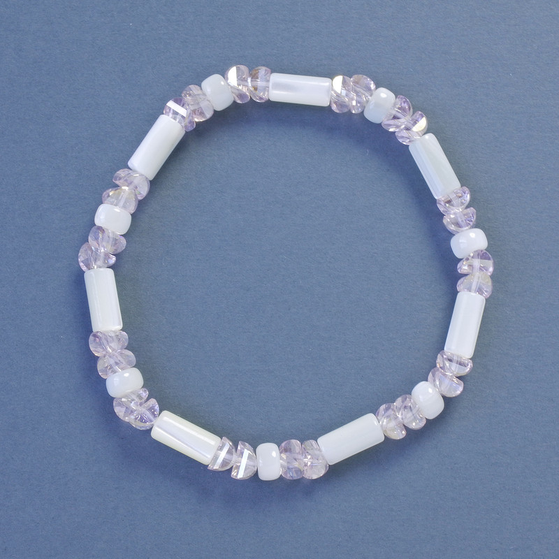 Bracelet with Swarovski Crystals and Mother-of-Pearl, 5 mm diameter ±, 5×10 mm diameter ±, 18 cm length ±, stretch