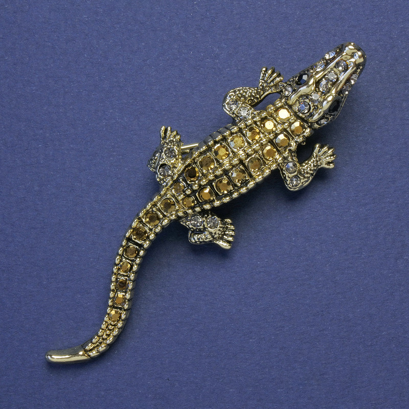Crocodile Brooch-Pendant with Gold Rhinestones