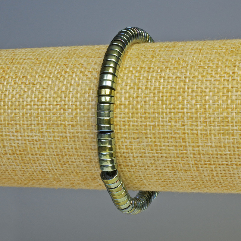 Hematite Rondelle Bracelet, chameleon green color, 6×2 mm diameter, 18 cm length, stretch