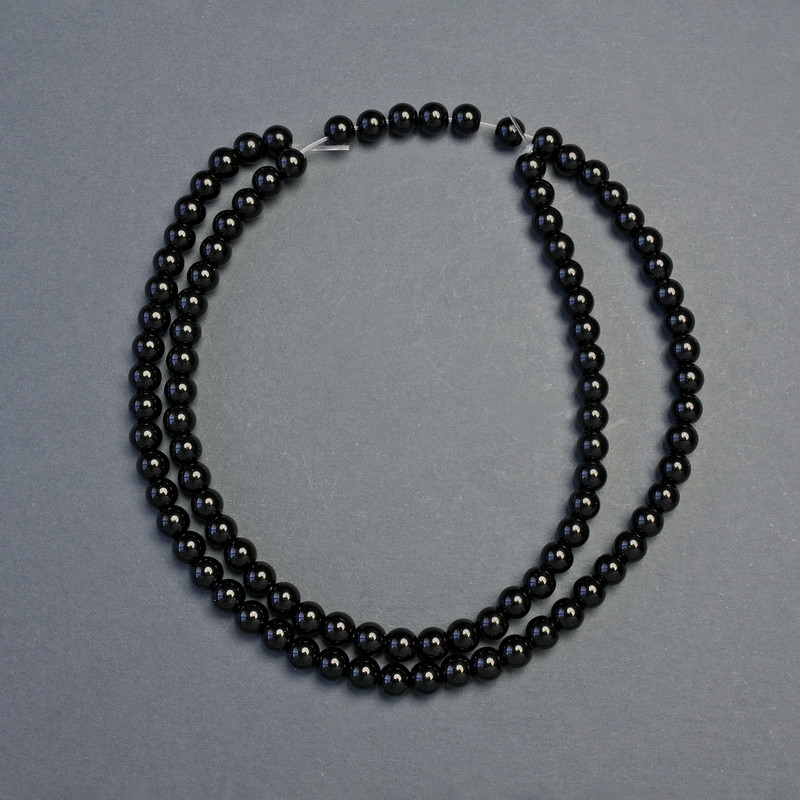 Agate Beads (Pressed) Smooth Ball, 4 mm diameter, 38 cm on Thread