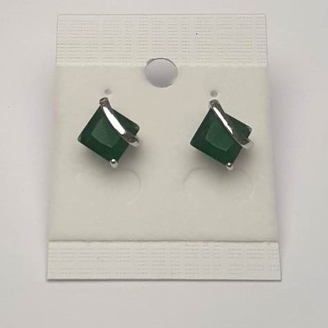 Earrings with green crystals 'Rombi', 8mm diameter