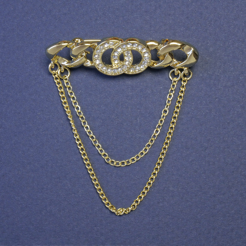 Accent Brooch in Chanel Style — Chain 45x13 mm, Gold-Tone Metal
