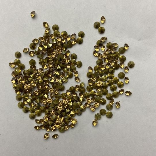 Yellow rhinestones, 3 mm diameter (±), 4 g package (±)