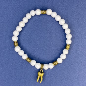 Bracelet with White Agate (Imitation Acrylic) Beads, 6 mm Diameter, 18 cm Long, Elastic