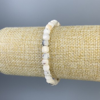 Opal faceted cube bracelet 6x6 mm, length 18 cm, stretch