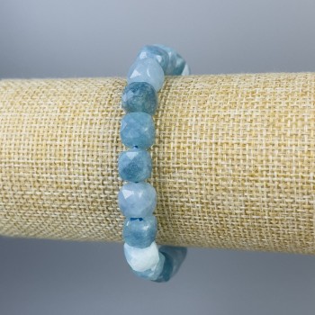 Faceted Aquamarine Bracelet, cube beads 9x9 mm, length 18 cm, stretch