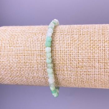 Emerald Bracelet with Faceted Cubes, 4x4 mm