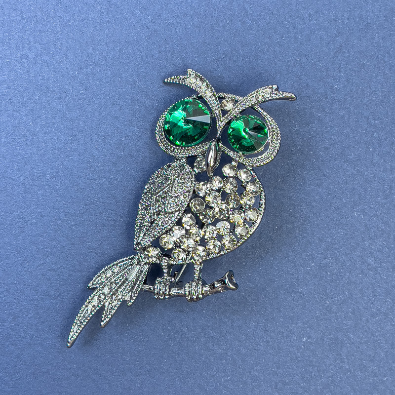 Owl Brooch with Green and Gray Rhinestones, Silvery Metal, Diameter 26 mm, Length 63 mm