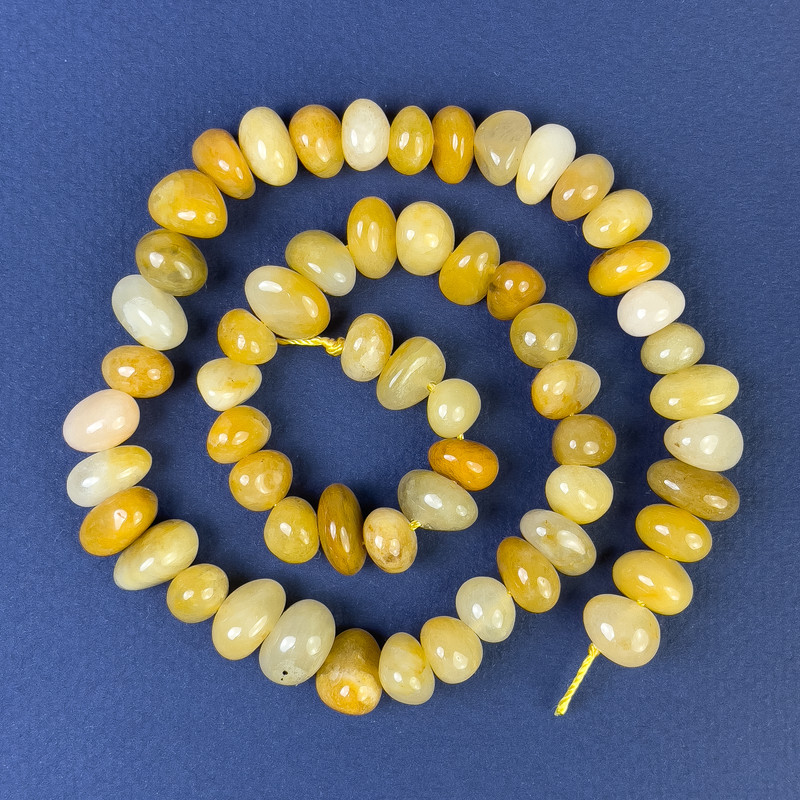 Faceted Agate Beads 10x7mm ± on Thread, Length 40cm