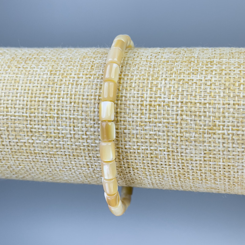 Bracelet with Mother-of-Pearl, Faceted, 6x5 mm diameter, 18 mm length, stretch