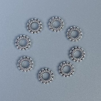 Bead-insert findings, silver color, diameter 8×2 mm with an approximate hole of 3.5 mm, packaging 20 g (~61 pcs)
