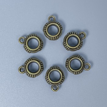 Bronze-colored bail findings, dimensions 13×10×4 mm +/- with hole diameters of 5 mm +/- and 1.5 mm +/-; packaging 18 pcs