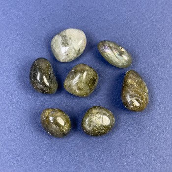 (price per 100 g) Labradorite tumbled stone ~ dimensions 12x16-22x15 mm (+-) ~ weight 2-5 g. +/- /pc