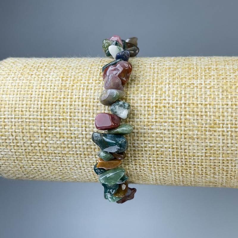 Green Jasper Chip Bracelet, 6-8 mm diameter, 18 cm length, stretch