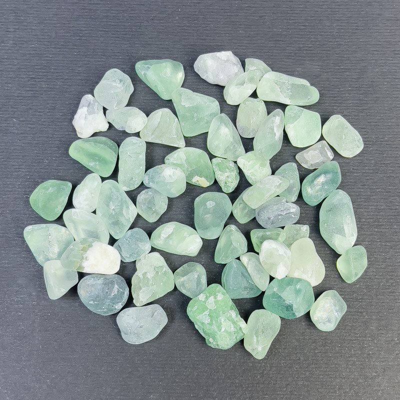 (per 100g ±) Natural fluorite stone: processed native nuggets, faceted chips, without holes, 8-12x7-9 mm (+-)