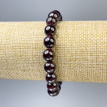 Garnet Bracelet with Smooth Beads, Assorted Sizes 8.5–10 mm, Length 18 mm, Elastic