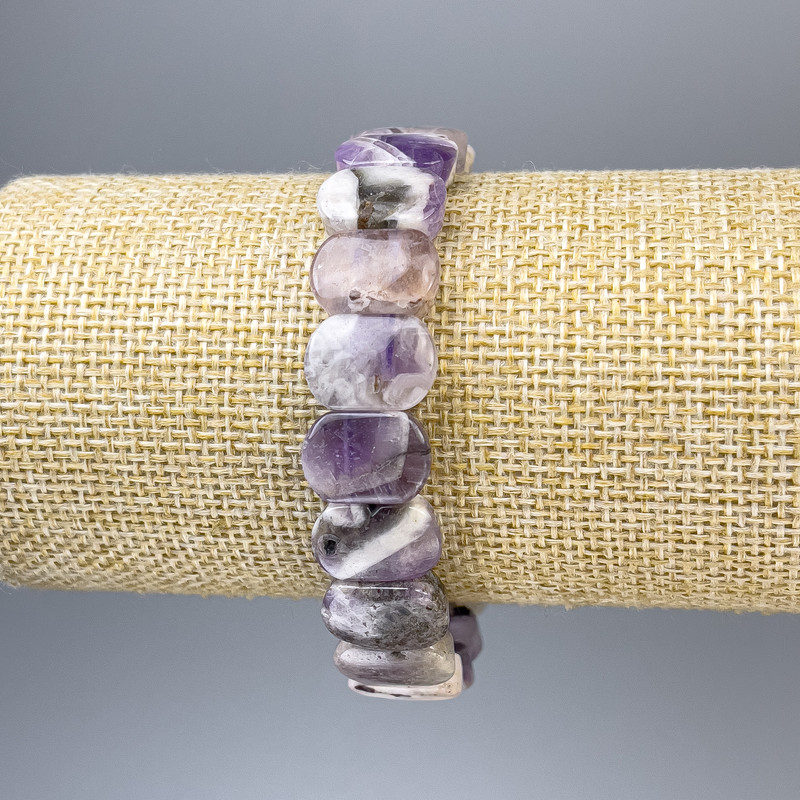 Amethyst Chevron Bracelet with Rounded Links, 14x10 mm diameter, 18 mm length, stretch