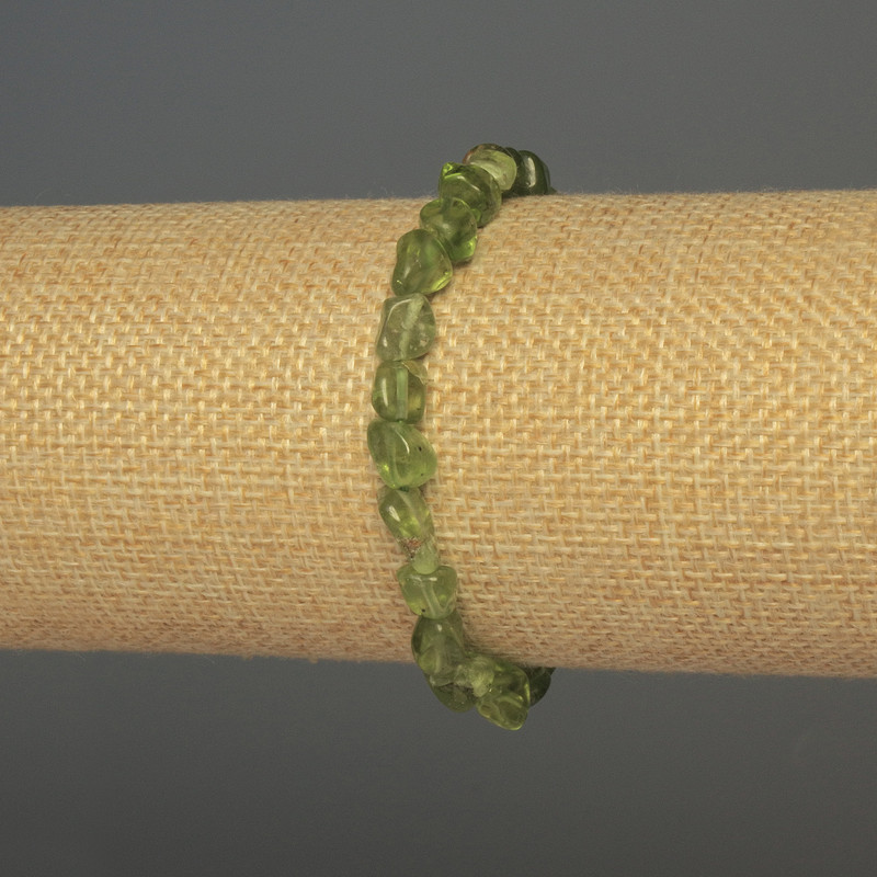 Chrysolite Bracelet, Faceted Beads, 7x6 mm diameter, 18 mm length, stretch